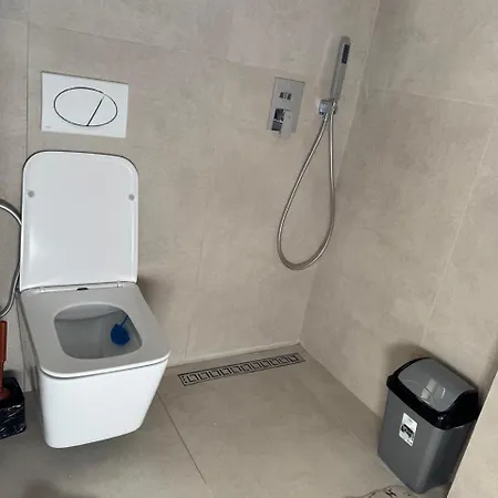 Prayla Luxury 21 Tirana